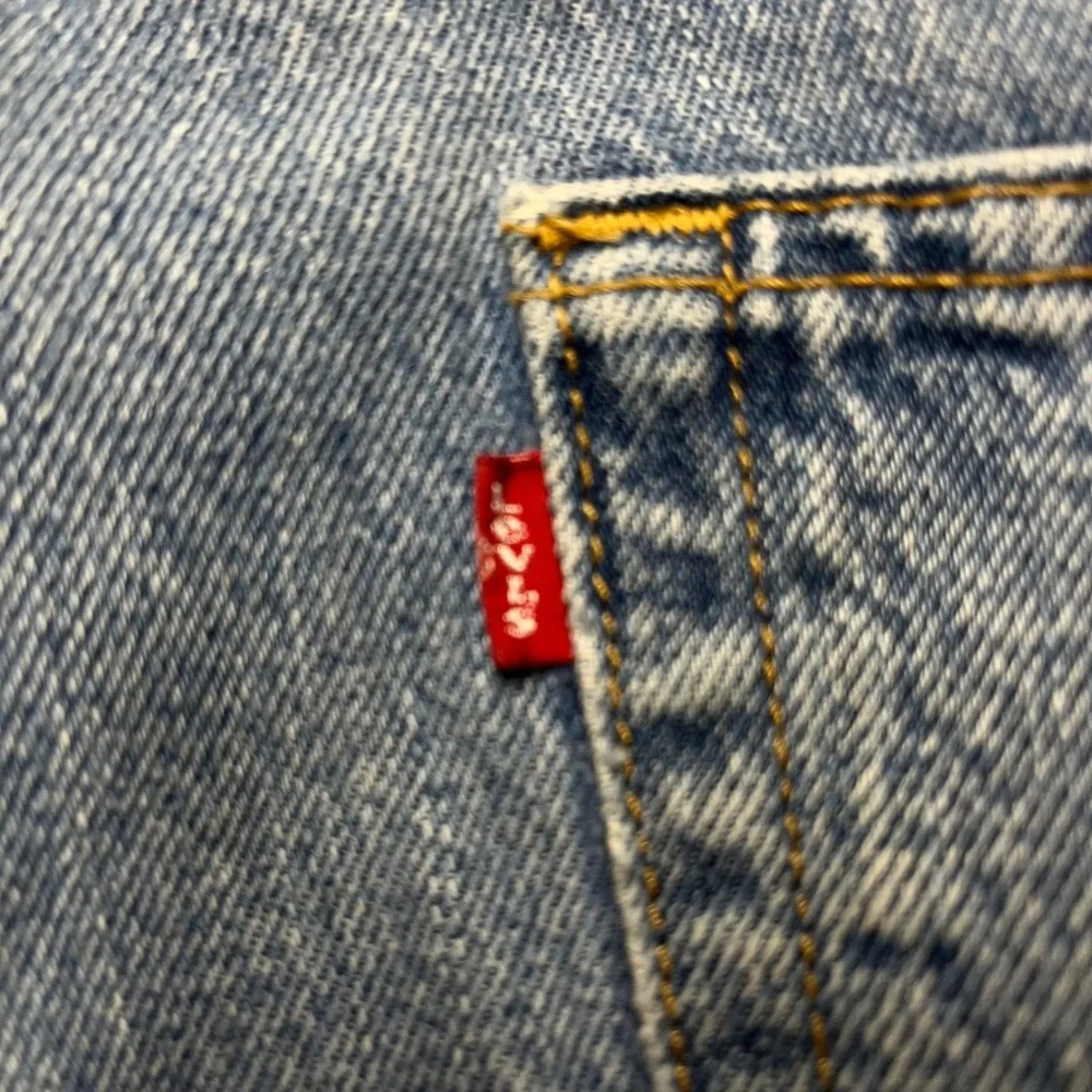 Vintage Levis men jeans 501 XX Blue denim 40x30 (fit 38x31) Med wash straightleg